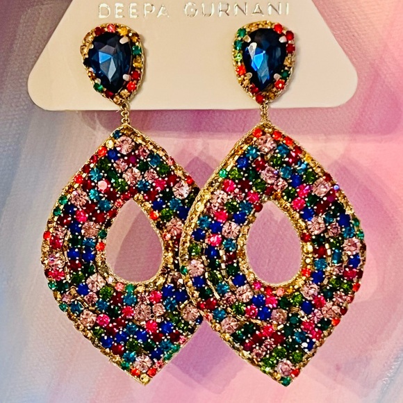 NWT Deepa Gurnani Luxe Beaded Crystal Chandeliers - Picture 3 of 16